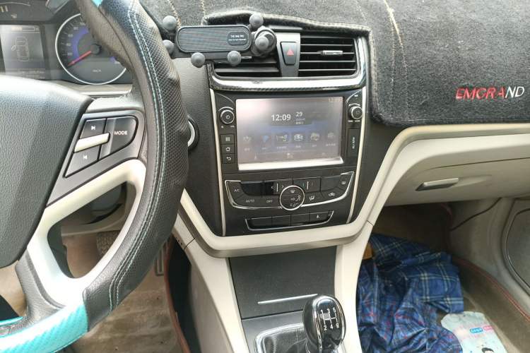 Used Geely Auto Emgrand 2014 Sedan 1.5L Manual Elite Model Audio And AC Panel
