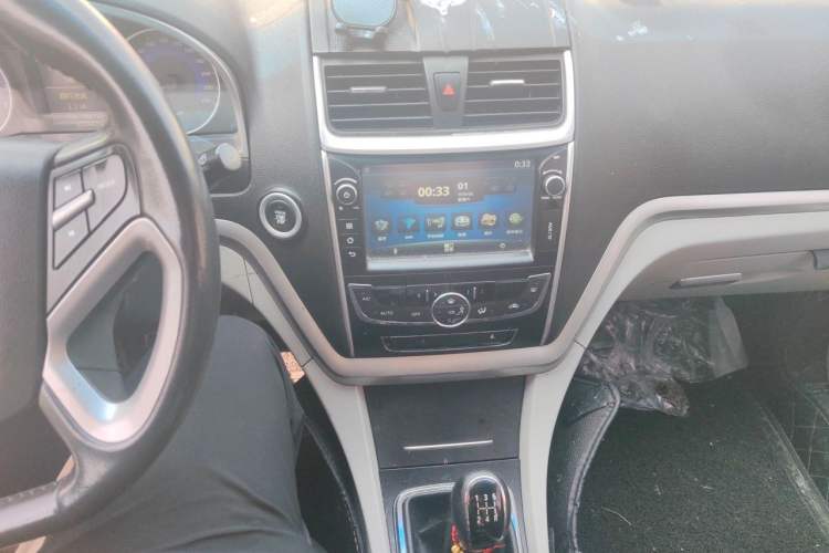 Used Geely Auto Emgrand 2014 Sedan 1.5L Manual Elite Model Audio And AC Panel