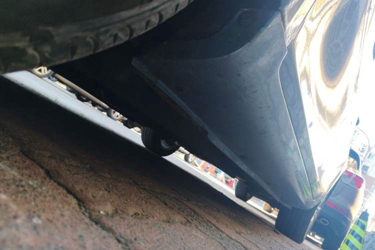 Used Geely Auto Emgrand 2014 Sedan 1.3T CVT Elite Model Chassis Front Left