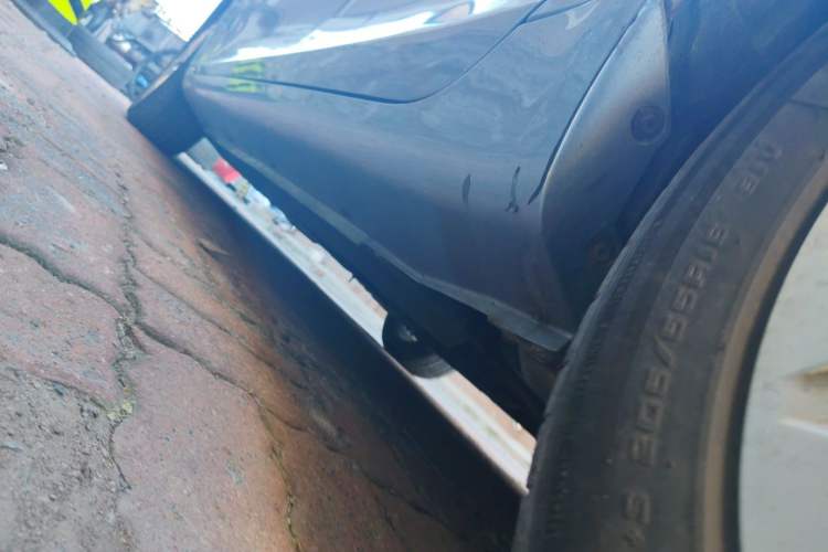 Used Geely Auto Emgrand 2014 Sedan 1.3T CVT Elite Model Chassis Rear Left