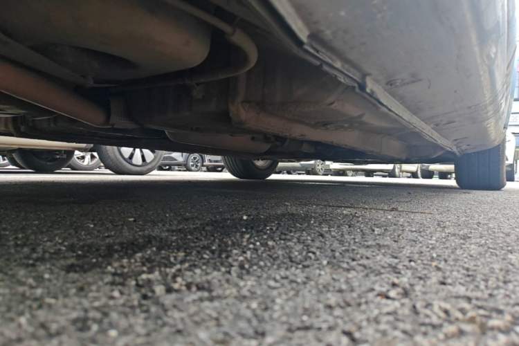 Used Geely Auto Emgrand 2014 Sedan 1.3T CVT Elite Model Chassis Rear Right