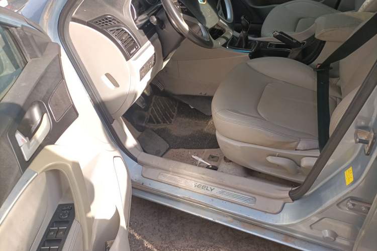 Used Geely Auto Emgrand 2014 Sedan 1.5L Manual Elite Model Driver Seat