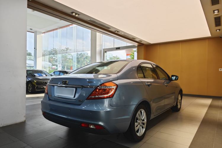 Used Geely Auto Emgrand 2014 Sedan 1.3T CVT Prestige Model Exterior 1