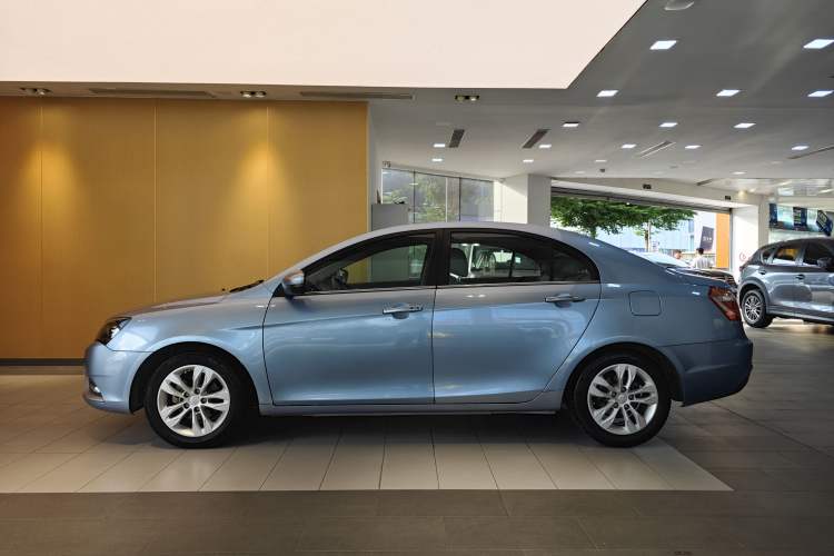 Used Geely Auto Emgrand 2014 Sedan 1.3T CVT Prestige Model Exterior 8
