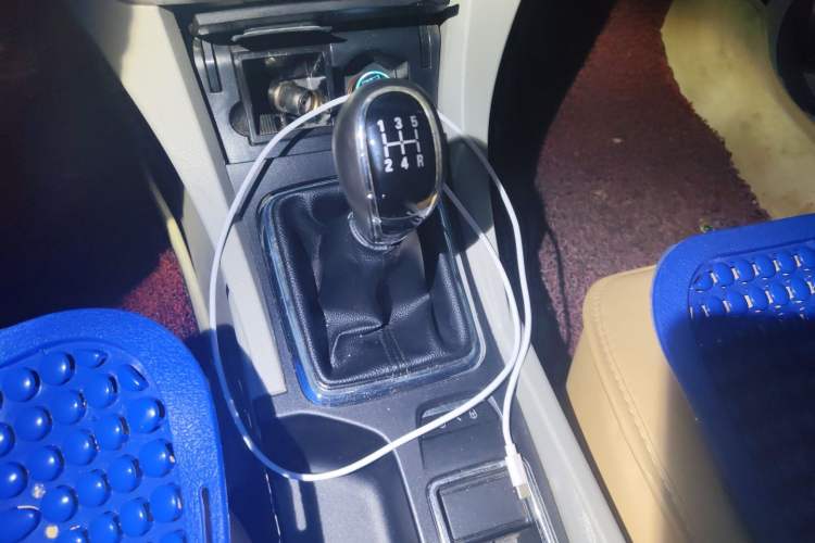 Used Geely Auto Emgrand 2014 Sedan 1.5L Manual Fashion Edition Gear Lever