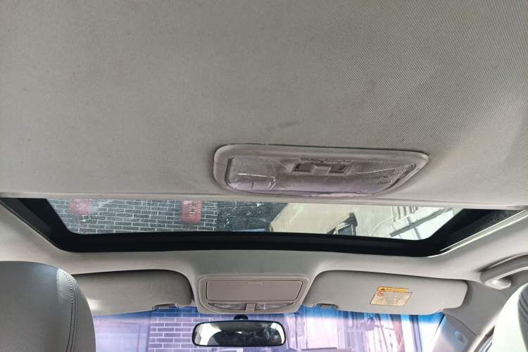 Used Geely Auto Emgrand 2014 Sedan 1.5L Manual Elite Model Headliner