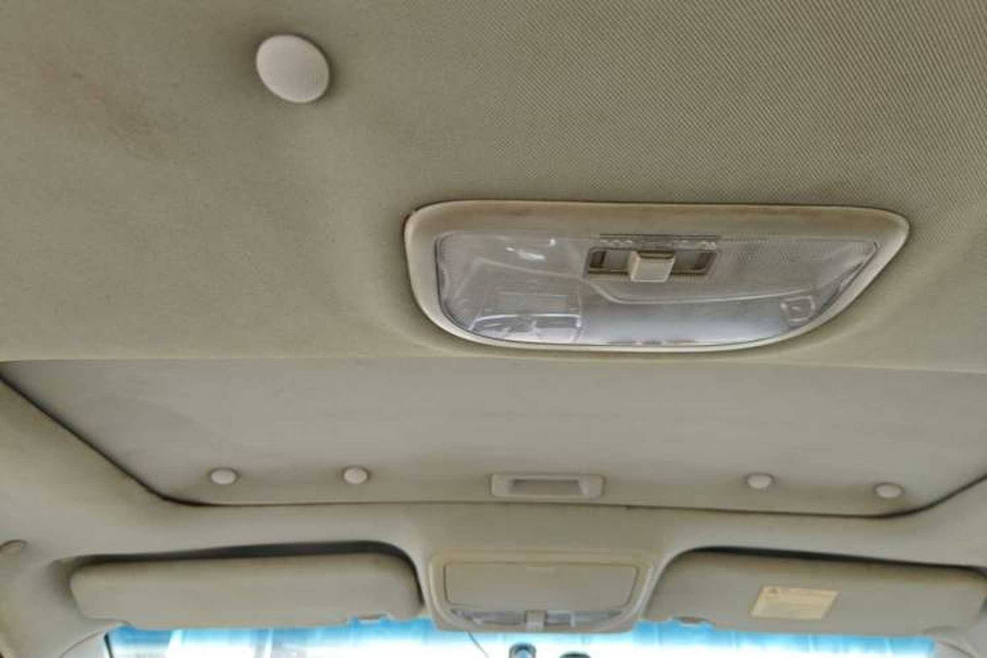 Used Geely Auto Emgrand 2014 Sedan 1.3T CVT Prestige Model Headliner