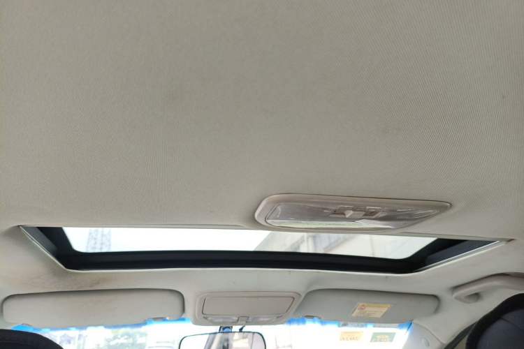 Used Geely Auto Emgrand 2014 Sedan 1.5L Manual Elite Model Headliner
