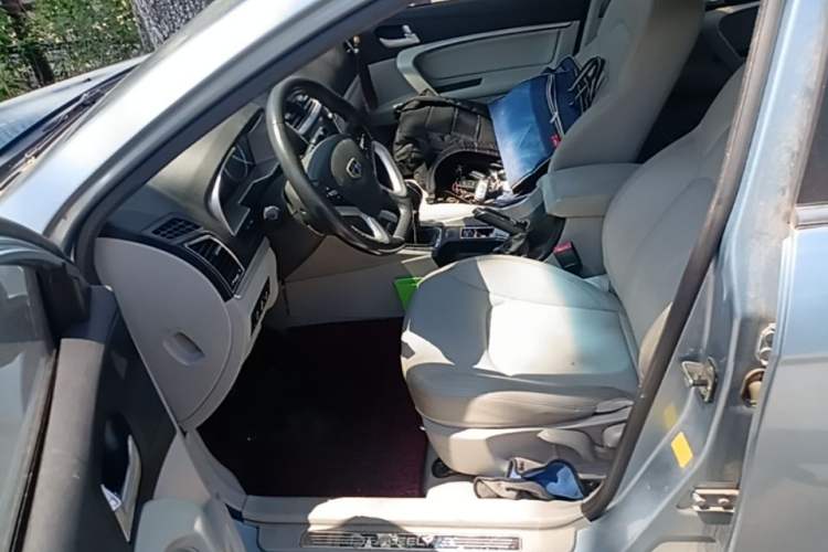 Used Geely Auto Emgrand 2014 Sedan 1.5L Manual Elite Model Left Front Seat
