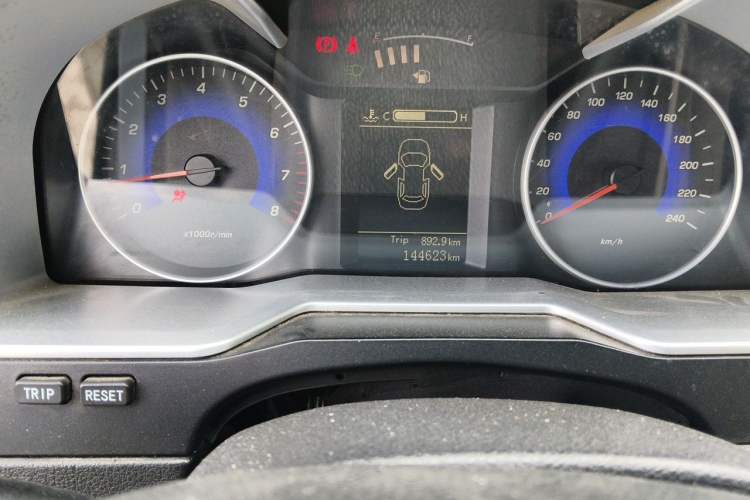 Used Geely Auto Emgrand 2014 Sedan 1.5L Manual Elite Model Odometer Close Up