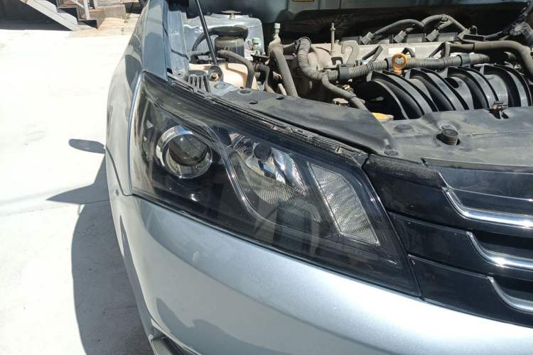 Used Geely Auto Emgrand 2014 Sedan 1.5L Manual Elite Model Right Front Headlight