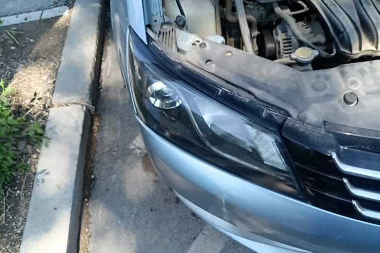 Used Geely Auto Emgrand 2014 Sedan 1.5L Manual Elite Model Right Front Headlight