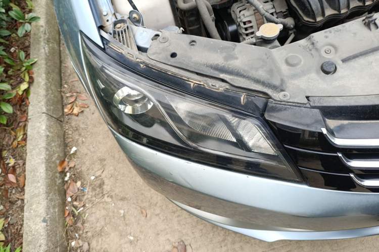 Used Geely Auto Emgrand 2014 Sedan 1.5L Manual Elite Model Right Front Headlight