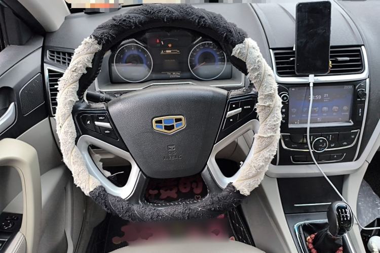 Used Geely Auto Emgrand 2014 Sedan 1.5L Manual Elite Model Steering Wheel