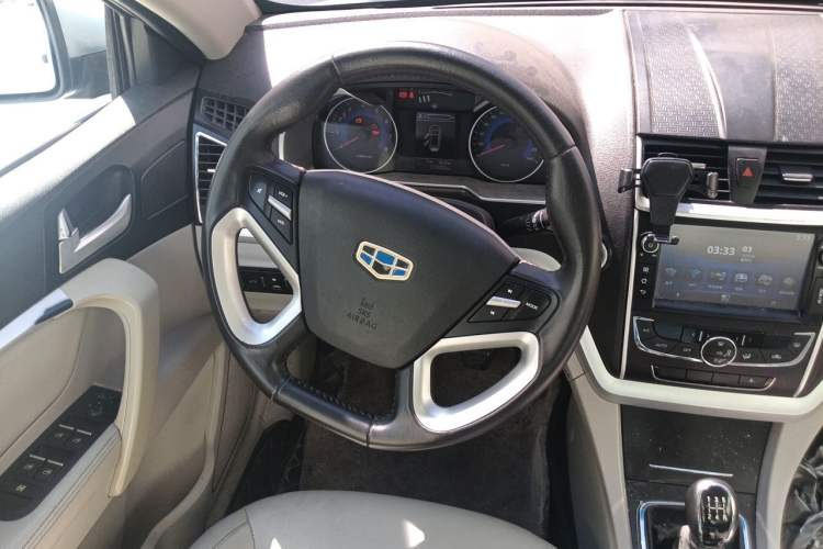 Used Geely Auto Emgrand 2014 Sedan 1.5L Manual Elite Model Steering Wheel