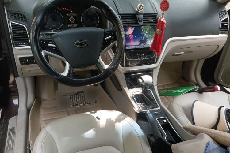 Used Geely Auto Emgrand 2014 Sedan 1.3T CVT Elite Model Center Console
