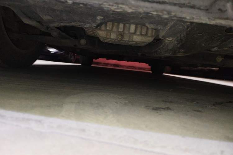 Used Geely Auto Emgrand 2014 Sedan 1.3T CVT Prestige Model Chassis Front Right