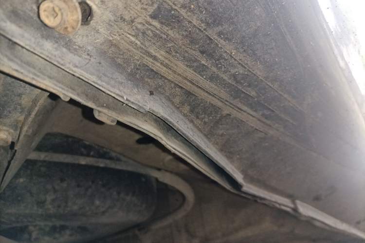 Used Geely Auto Emgrand 2014 Sedan 1.5L CVT Elite Model Chassis Rear Right