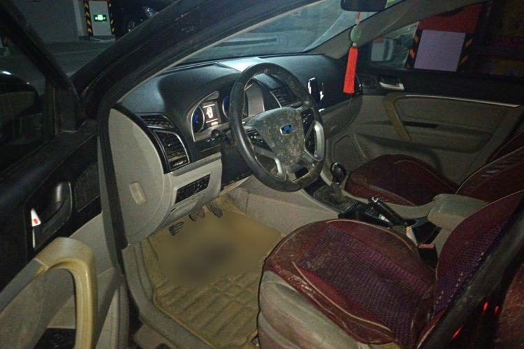 Used Geely Auto Emgrand 2014 Sedan 1.5L Manual Elite Model Driver Seat