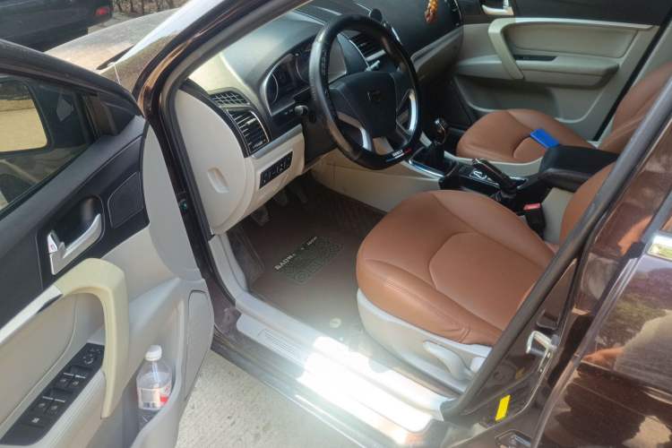 Used Geely Auto Emgrand 2014 Sedan 1.5L Manual Fashion Edition Driver Seat