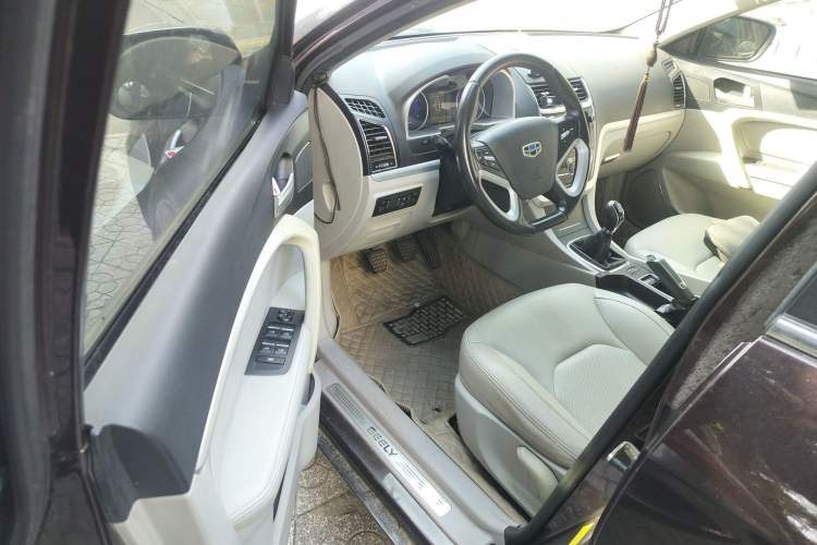 Used Geely Auto Emgrand 2014 Sedan 1.5L Manual Elite Model Driver Seat