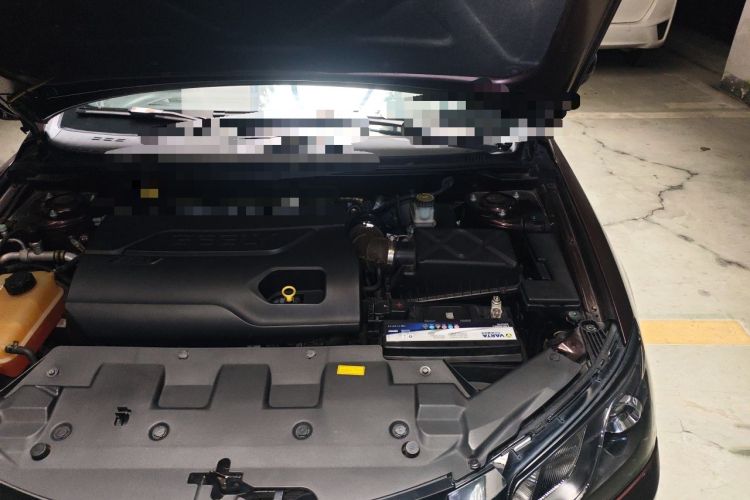 Used Geely Auto Emgrand 2014 Sedan 1.3T CVT Prestige Model Engine Bay Left