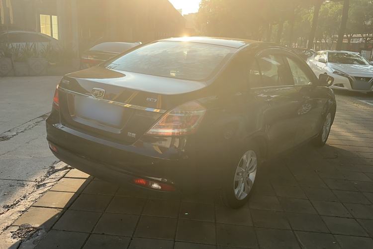 Used Geely Auto Emgrand 2014 Sedan 1.5L Manual Elite Model Exterior 3