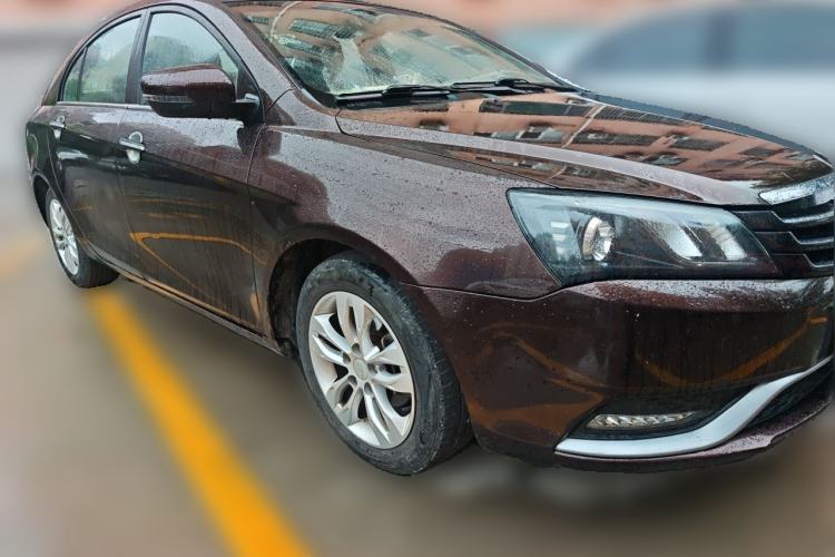 Used Geely Auto Emgrand 2014 Sedan 1.3T CVT Elite Model Front Right 45 Deg