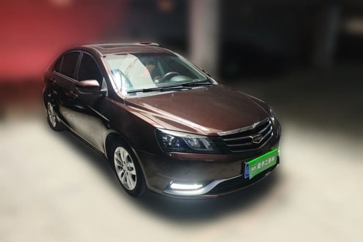 Used Geely Auto Emgrand 2014 Sedan 1.3T CVT Prestige Model Front Right 45 Deg