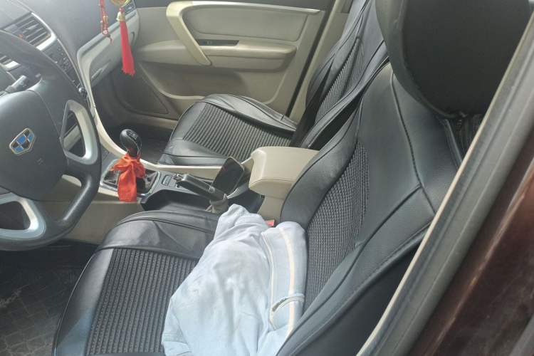 Used Geely Auto Emgrand 2014 Sedan 1.5L Manual Fashion Edition Left Front Seat