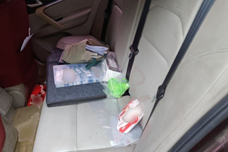 Used Geely Auto Emgrand 2014 Sedan 1.5L Manual Elite Model Left Rear Seat