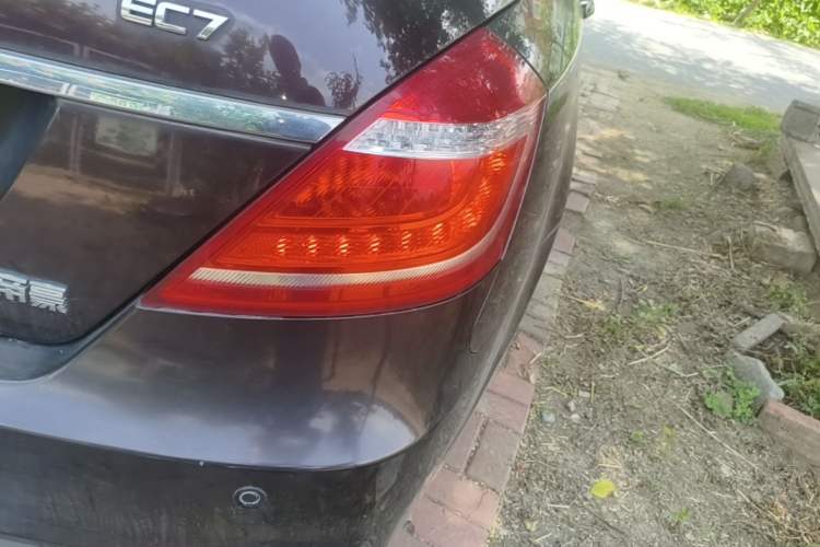 Used Geely Auto Emgrand 2014 Sedan 1.5L CVT Elite Model Right Rear Taillight