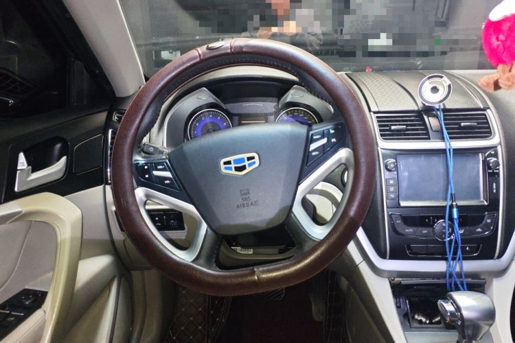 Used Geely Auto Emgrand 2014 Sedan 1.3T CVT Prestige Model Steering Wheel