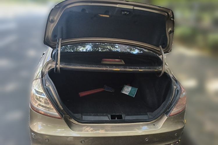 Used Geely Auto Emgrand 2014 Sedan 1.5L CVT Elite Model Trunk