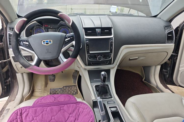 Used Geely Auto Emgrand 2014 Sedan 1.5L Manual Elite Model Center Console