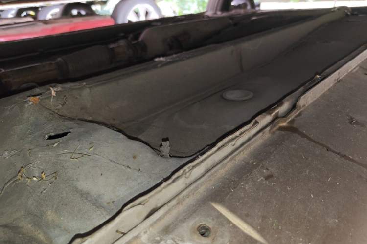Used Geely Auto Emgrand 2014 Sedan 1.3T CVT Elite Model Chassis Front Right