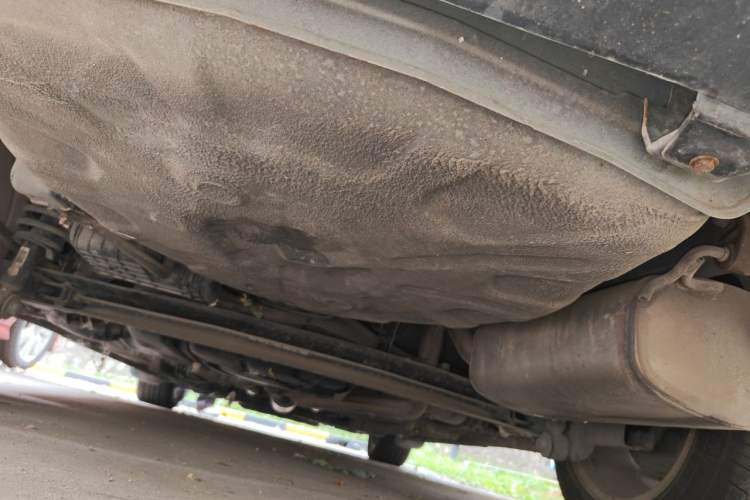 Used Geely Auto Emgrand 2014 Sedan 1.3T CVT Elite Model Chassis Rear