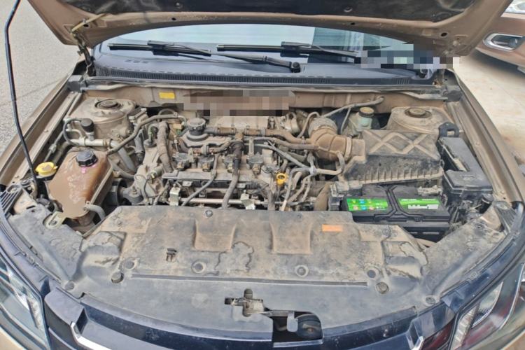 Used Geely Auto Emgrand 2014 Sedan 1.3T CVT Elite Model Engine Bay