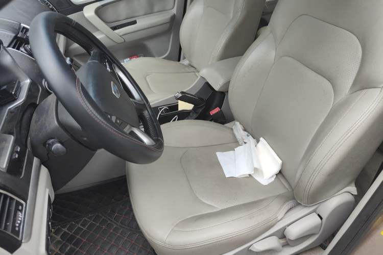 Used Geely Auto Emgrand 2014 Sedan 1.5L Manual Elite Model Left Front Seat