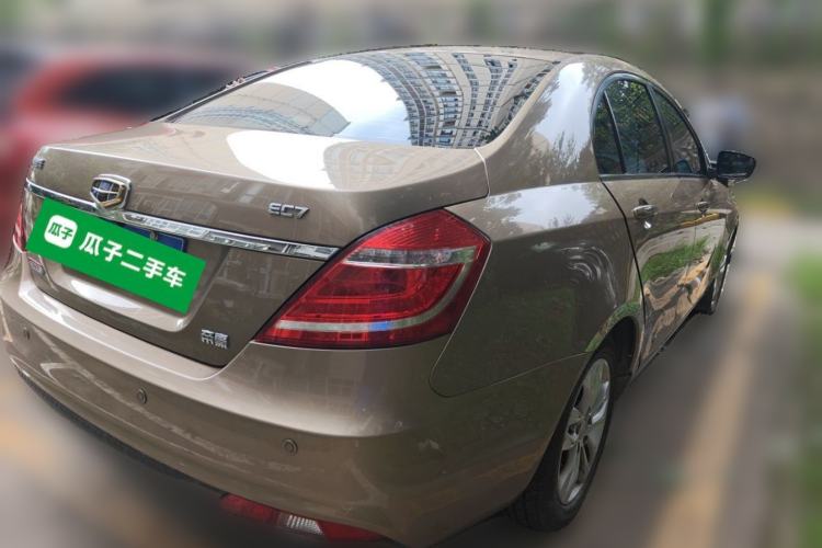Used Geely Auto Emgrand 2014 Sedan 1.3T CVT Elite Model Rear Right 45 Deg