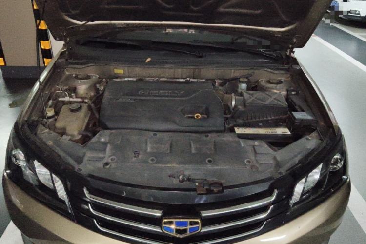 Used Geely Auto Emgrand 2014 Sedan 1.3T CVT Prestige Model Engine Bay