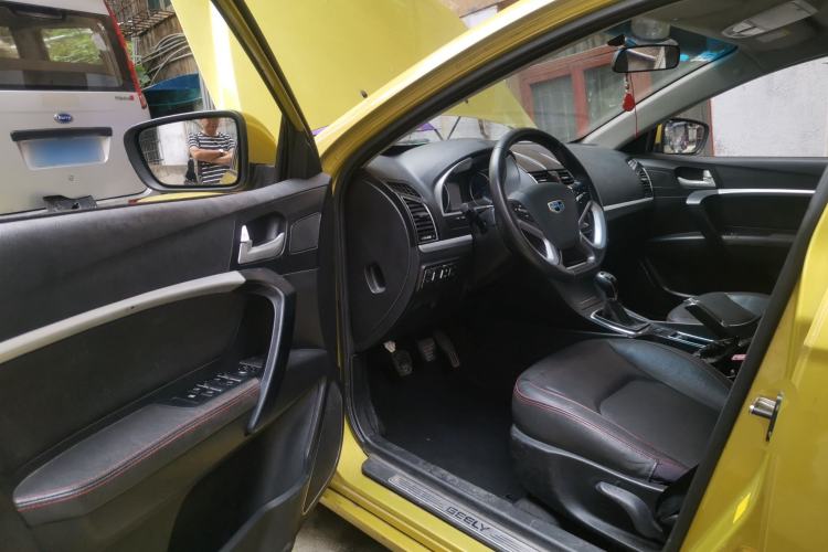 Used Geely Auto Emgrand 2014 Hatchback 1.3T Manual Elite Model Driver Seat