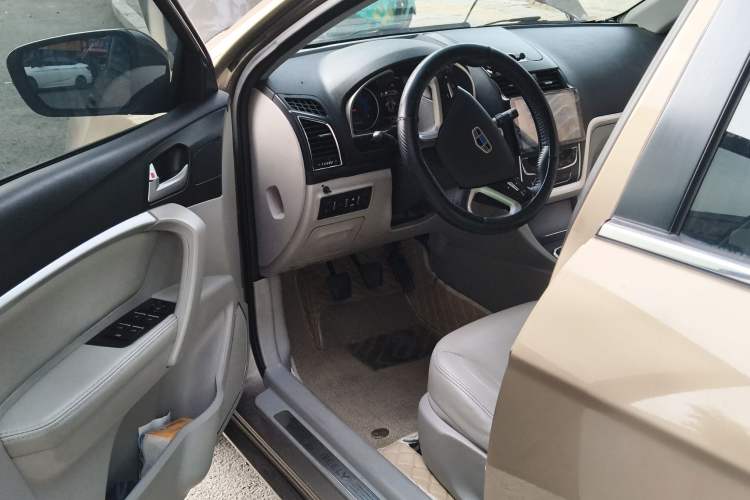Used Geely Auto Emgrand 2014 Sedan 1.5L Manual Elite Model Driver Seat