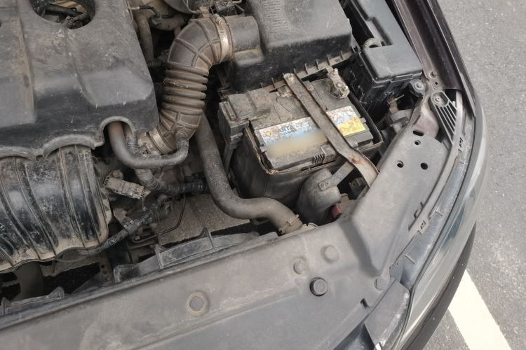 Used Geely Auto Emgrand 2014 Sedan 1.5L Manual Elite Model Engine Bay Left