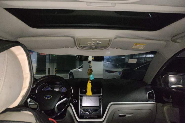 Used Geely Auto Emgrand 2014 Sedan 1.5L Manual Elite Model Headliner