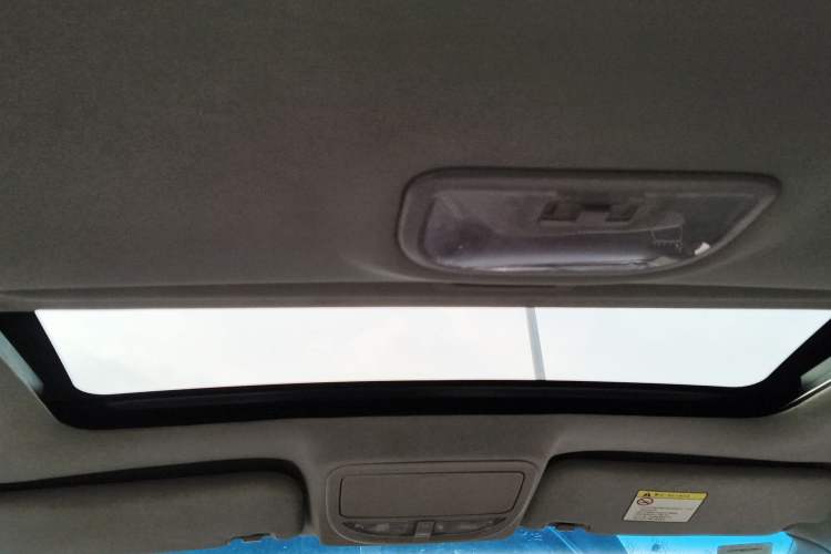 Used Geely Auto Emgrand 2014 Sedan 1.5L Manual Elite Model Headliner