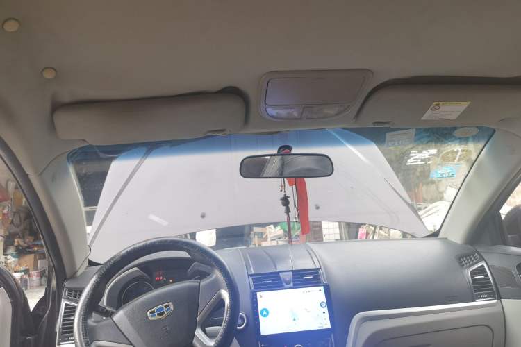 Used Geely Auto Emgrand 2014 Sedan 1.5L Manual Fashion Edition Headliner