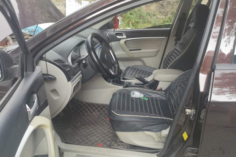 Used Geely Auto Emgrand 2014 Sedan 1.5L Manual Fashion Edition Left Front Seat