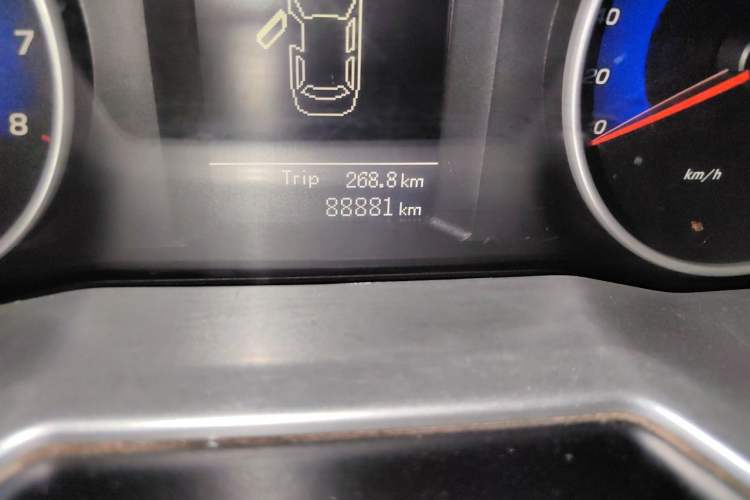 Used Geely Auto Emgrand 2014 Sedan 1.5L Manual Elite Model Odometer Close Up