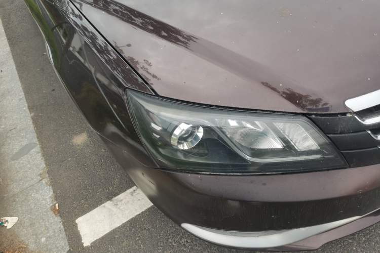 Used Geely Auto Emgrand 2014 Sedan 1.5L Manual Elite Model Right Front Headlight